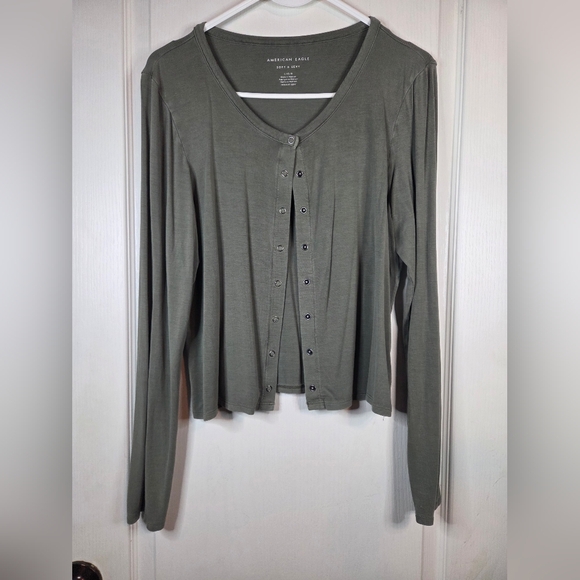 American Eagle Outfitters Tops - American Eagle Outfitters Sage Button-Down Shirt